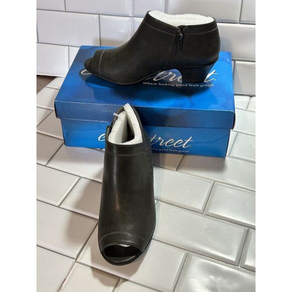 Easy Street Flex 7 1/2 W 31-0327 Grey Voyage Open Toe Bootie Womens Ankle Boot - Picture 2 of 8